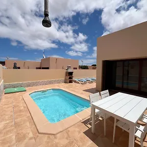Anahi Homes Corralejo - Dracaena 2 Villa La Oliva
